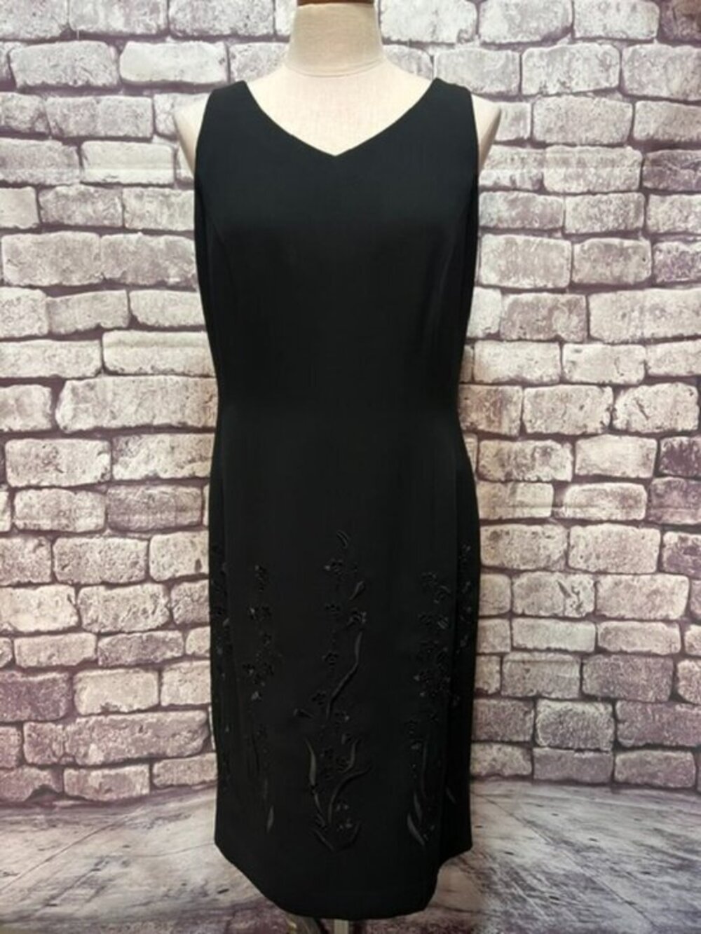 Donna Morgan Black Sleeveless Dress Size 12
